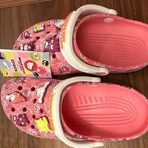Hello Kitty & friends Crocs unused NWT size J4 kawaii batz maru Sanrio Pink kids